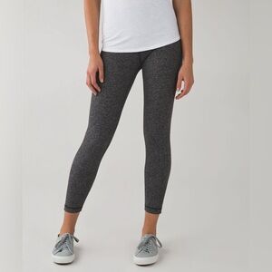 Lululemon Leggings 25”
Giant Herringbone Black Heathered